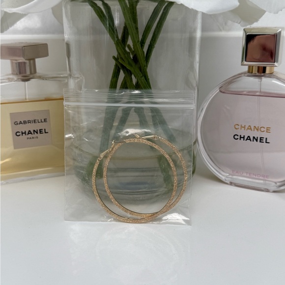 Marlyn Schiff Gold Hoop Earrings - Picture 2 of 5